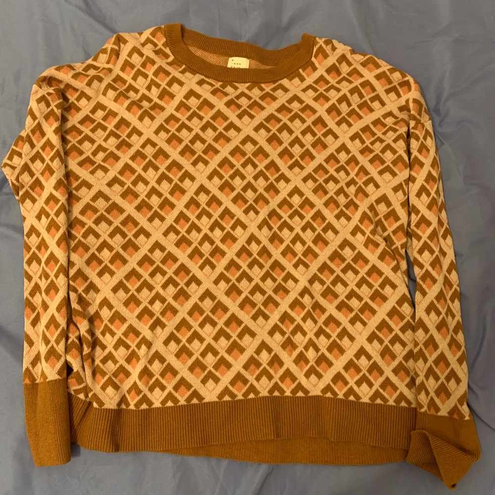 Crewneck sweater